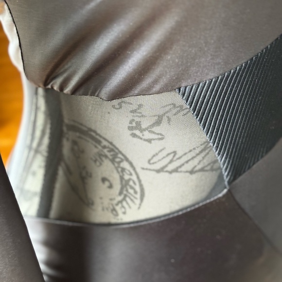 BeBe Sultry Leather-look & Mesh Cut-Out Dress, Scoop Neck Stretch Fabric (S) NWT - Picture 8 of 11